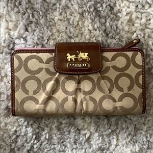 Coach wallet